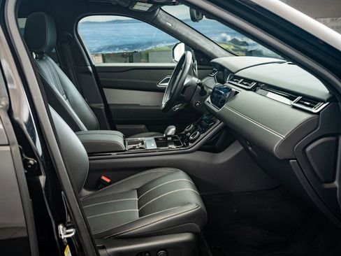 Used 2022 Land Rover Range Rover Velar S image 21
