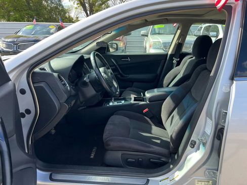 Used 2011 Nissan Maxima 3.5 S image 10