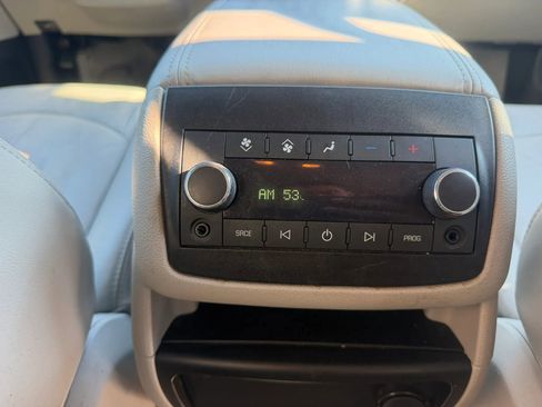 Used 2012 GMC Acadia SLT FWD image 32