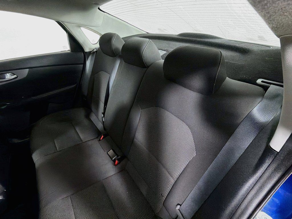 Used 2019 Kia Forte LXS FWD image 22