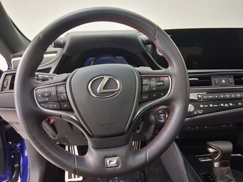 Used 2023 Lexus ES 300h F Sport image 15