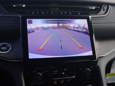 New 2025 Jeep Grand Cherokee Limited w/ Trailer Tow Package image 49