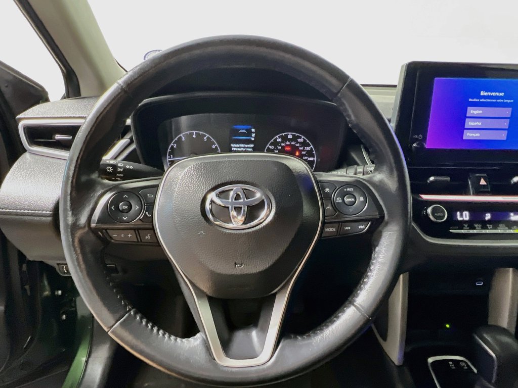 Used 2024 Toyota Corolla Cross LE FWD image 15
