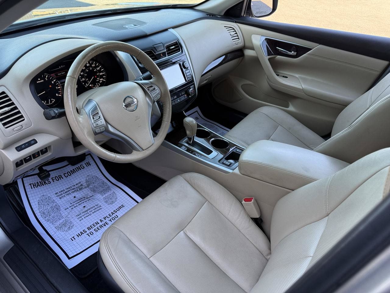 Used 2015 Nissan Altima 2.5 SL w/ Technology Package FWD image 11