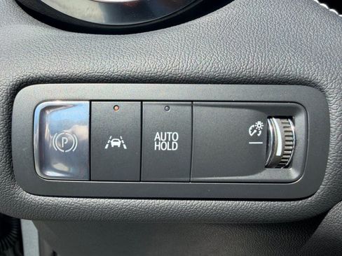 Used 2024 Chevrolet Blazer EV LT AWD/4WD image 16