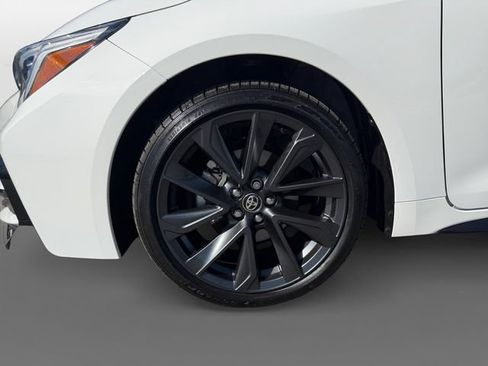 Certified 2026 Toyota Corolla SE w/ SE Package FWD image 12