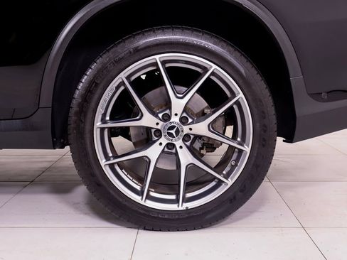 Used 2022 Mercedes-Benz GLC 300 4MATIC image 21