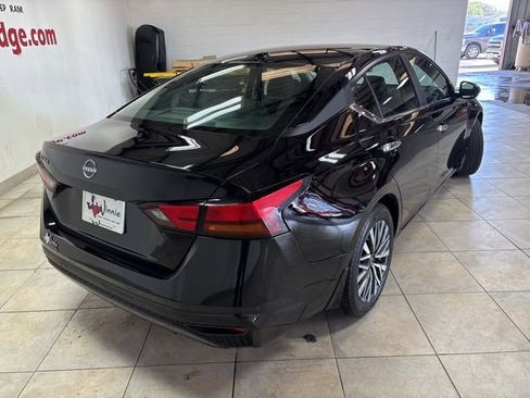 Used 2025 Nissan Altima 2.5 SV image 6