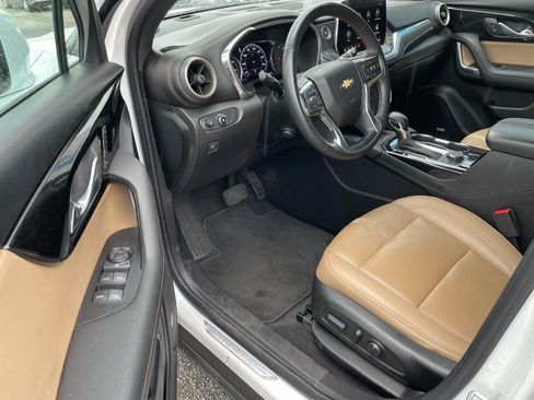 Used 2023 Chevrolet Blazer Premier w/ Driver Confidence II Package image 4