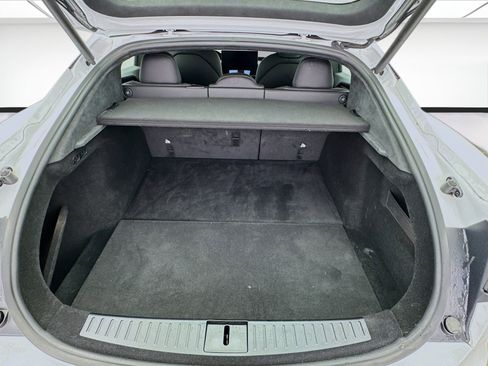 Used 2022 Tesla Model S Base image 18