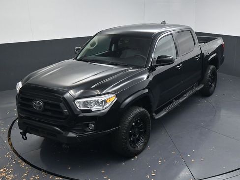 Used 2023 Toyota Tacoma SR image 11