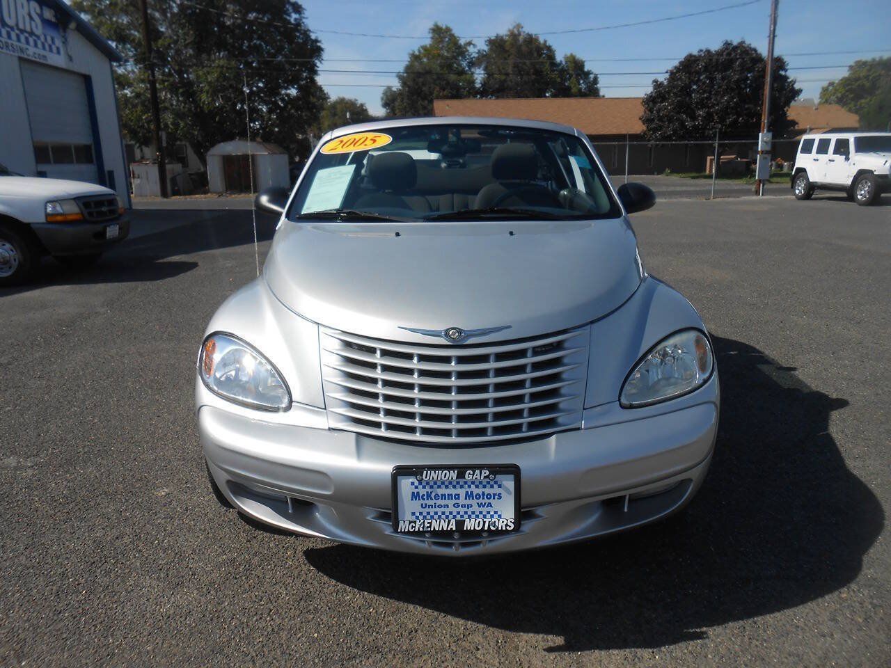 Used 2005 Chrysler PT Cruiser Touring FWD image 4