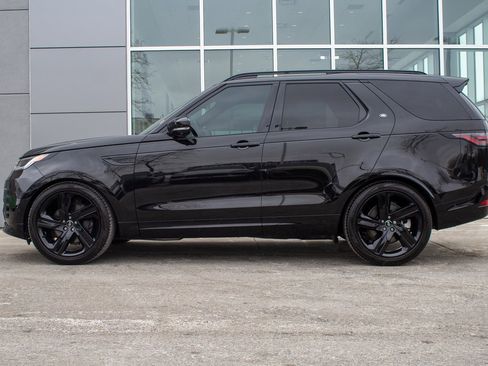 Used 2024 Land Rover Discovery Dynamic SE image 7