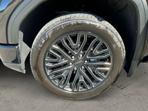 Used 2022 GMC Sierra 1500 Denali Ultimate AWD/4WD image 14