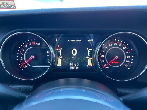 Used 2020 Jeep Gladiator Rubicon image 16