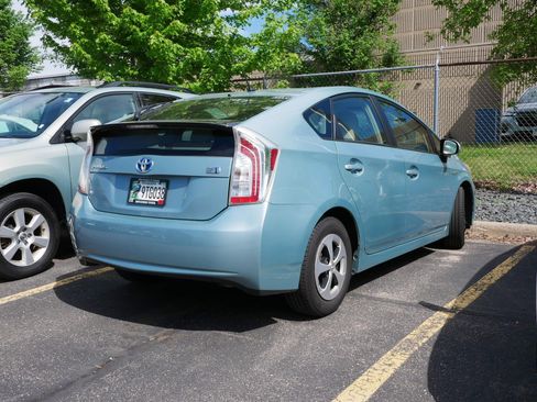 Used 2012 Toyota Prius Two FWD image 5