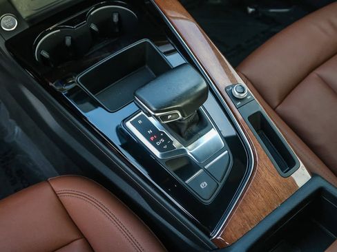 Used 2022 Audi A4 2.0T Premium w/ Convenience Package image 25