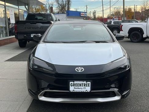 New 2026 Toyota Prius Plug-In Hybrid image 2