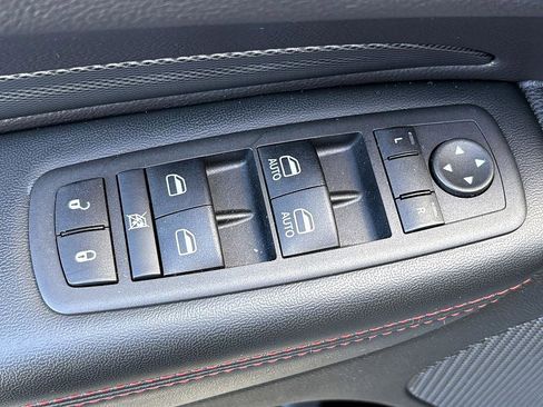 Used 2025 Dodge Durango GT w/ Blacktop Package image 18