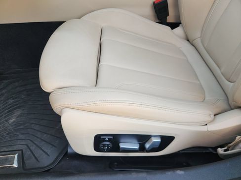 Used 2021 BMW 330i xDrive Sedan AWD/4WD image 29