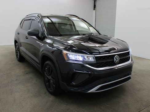 Used 2024 Volkswagen Taos S FWD image 6