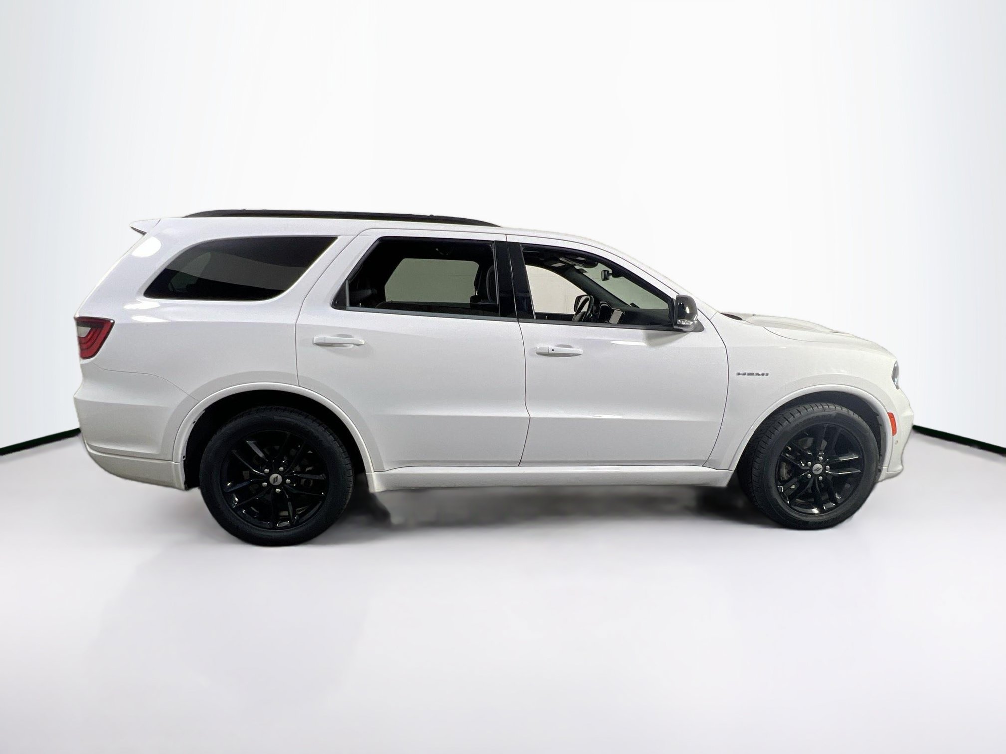 Used 2023 Dodge Durango R/T AWD/4WD image 4