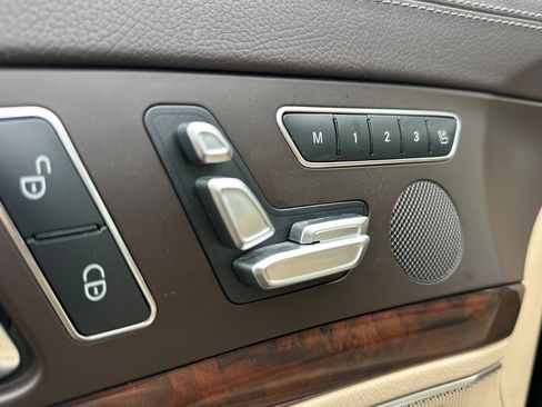 Used 2015 Mercedes-Benz SL 63 AMG image 12