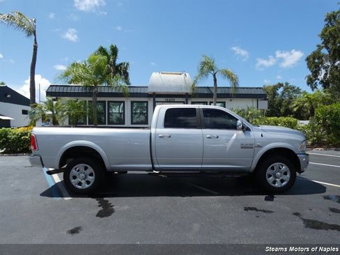 Used 2015 RAM 2500 Laramie w/ Protection Group AWD/4WD image 2