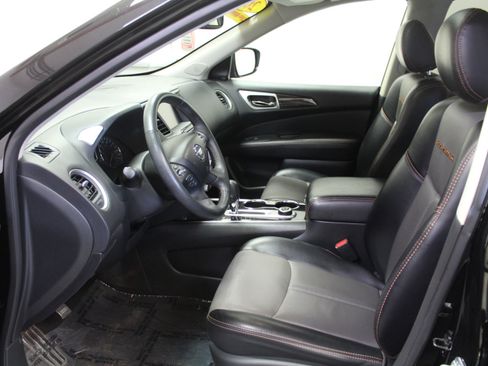 Used 2019 Nissan Pathfinder SL image 20