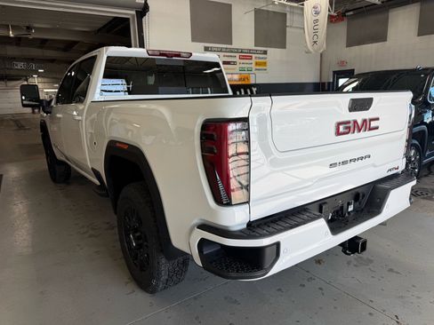 New 2026 GMC Sierra 2500 AT4 image 7