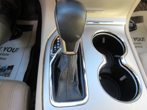 Used 2017 Jeep Grand Cherokee Limited w/ Luxury Group II image 27