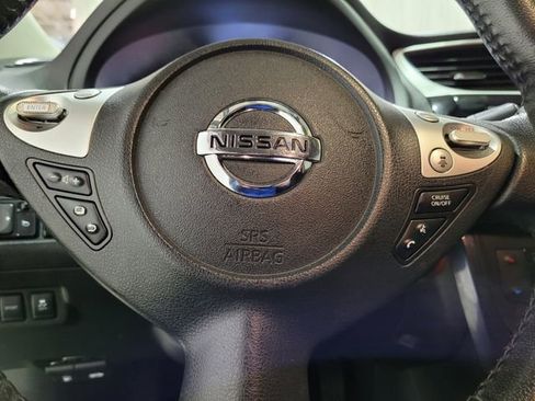 Used 2019 Nissan Sentra SR image 29