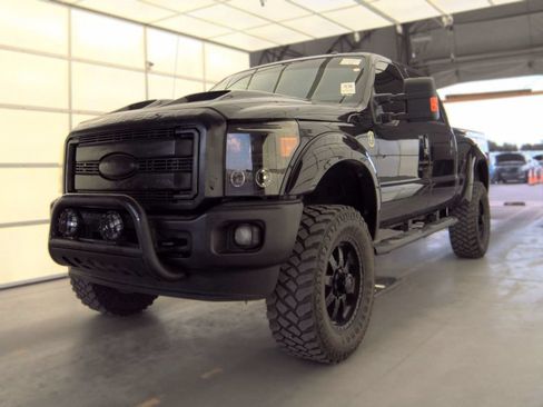 Used 2015 Ford F250 Lariat w/ Lariat Ultimate Package AWD/4WD image 1