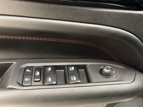 Used 2023 Jeep Compass Trailhawk w/ Trailhawk Elite Group AWD/4WD image 25