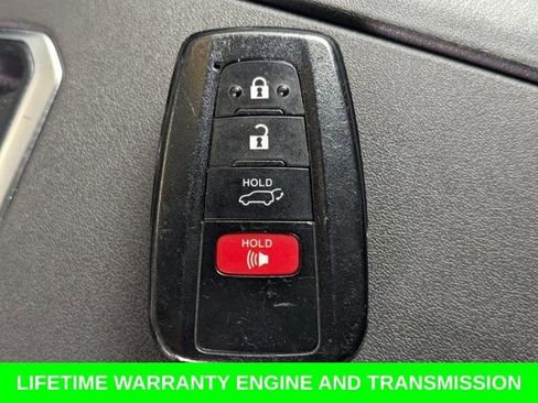 Used 2022 Toyota Highlander XSE AWD/4WD image 31