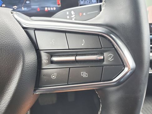 Used 2025 Chevrolet Equinox EV LT w/ Convenience Package II FWD image 23
