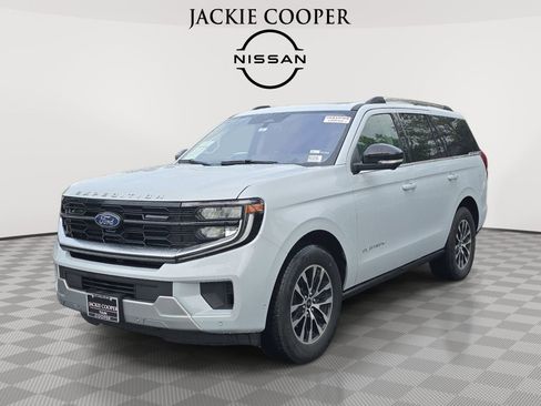 Used 2025 Ford Expedition Platinum AWD/4WD image 1