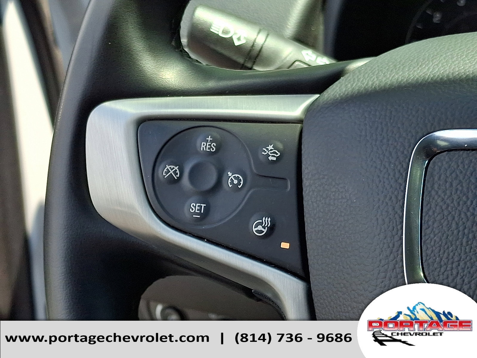 Used 2024 GMC Terrain SLT AWD/4WD image 26