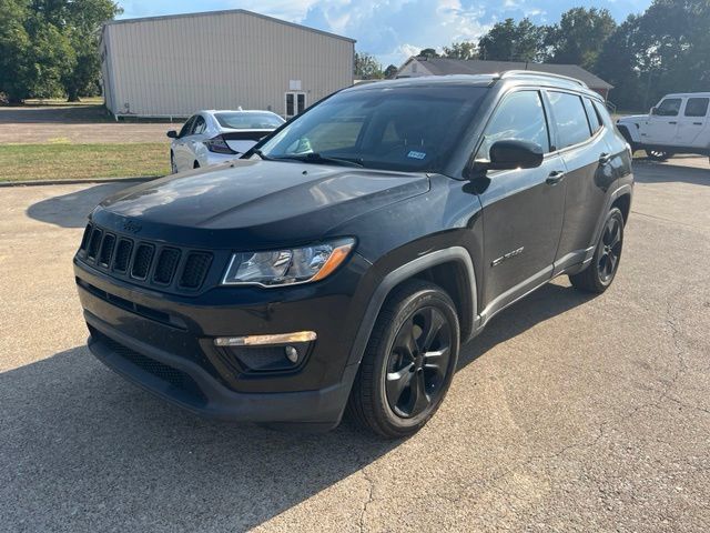 Used 2021 Jeep Compass Latitude FWD image 2