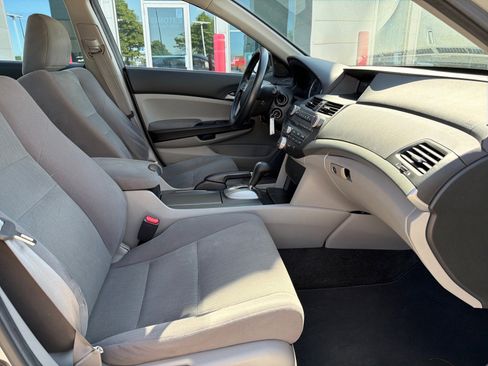 Used 2012 Honda Accord LX image 23