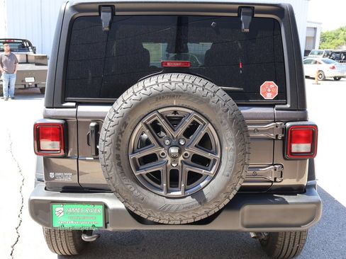 New 2026 Jeep Wrangler Unlimited Sport w/ Convenience Group AWD/4WD image 4