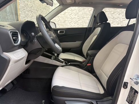 New 2026 Hyundai Venue SEL image 21