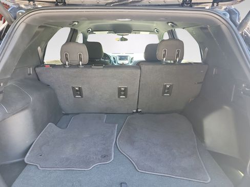 Used 2019 Chevrolet Equinox LT FWD image 13