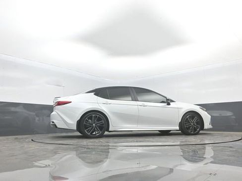 Used 2025 Toyota Camry XSE w/ Premium Plus Package image 40