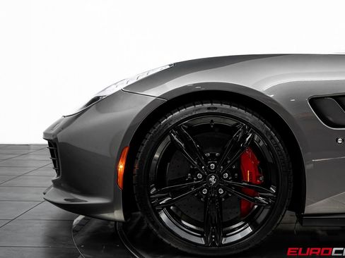 Used 2020 Ferrari GTC4Lusso V12 *PASSENGER DISPLAY * CARBO image 13
