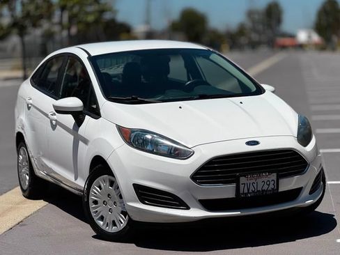 Used 2016 Ford Fiesta S FWD image 1
