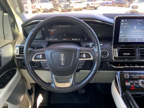 Used 2019 Lincoln Navigator Black Label w/ Cargo Package image 5