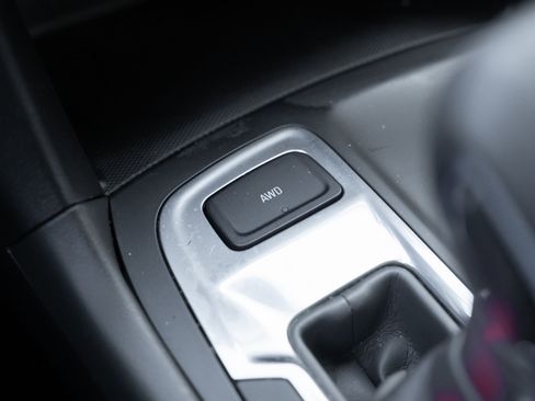 Used 2022 Chevrolet Equinox LS w/ LPO, Floor Liner Package image 32