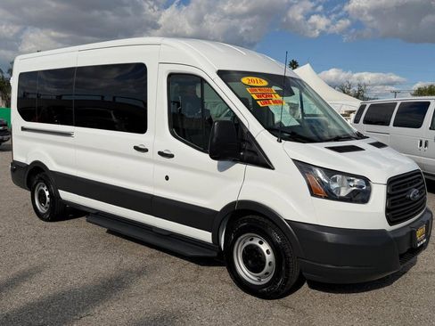 Used 2018 Ford Transit 350 XL image 3