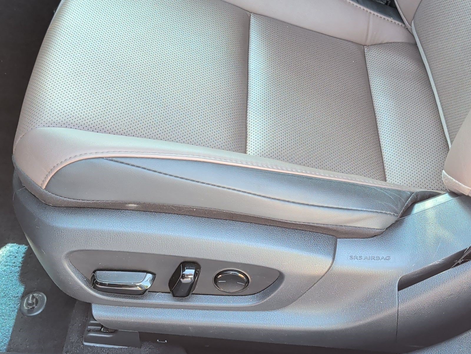 Used 2025 Lexus ES 350 w/ Premium Package FWD image 10